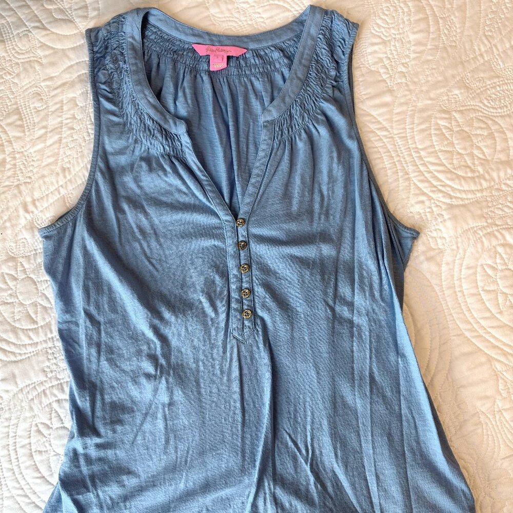 EUC Lilly Pulitzer Etta Top in Blue - Size L